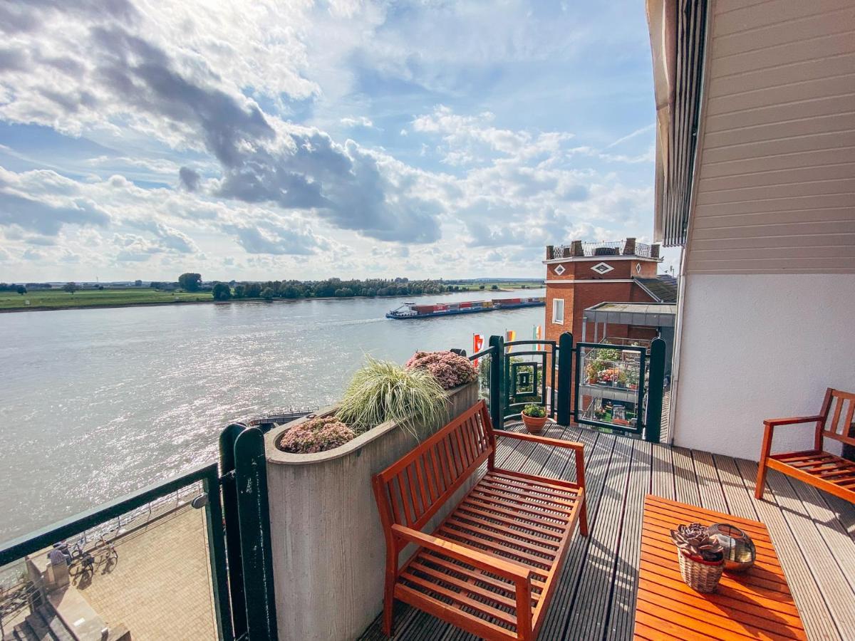 Rheinloft 3 - Grosse Giebelwohnung Mit Dachterrassen An Der Rheinpromenade เอมเมอริช ภายนอก รูปภาพ